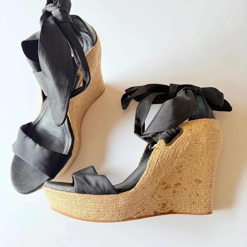 UGG Jules Black Wedge Sandal with ribbon ankle ties, open toe, size 8.5US